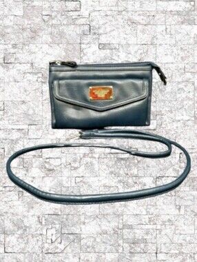 RELIC BRAND COLLECTION BLUE ZIP CLOSURE PURSE